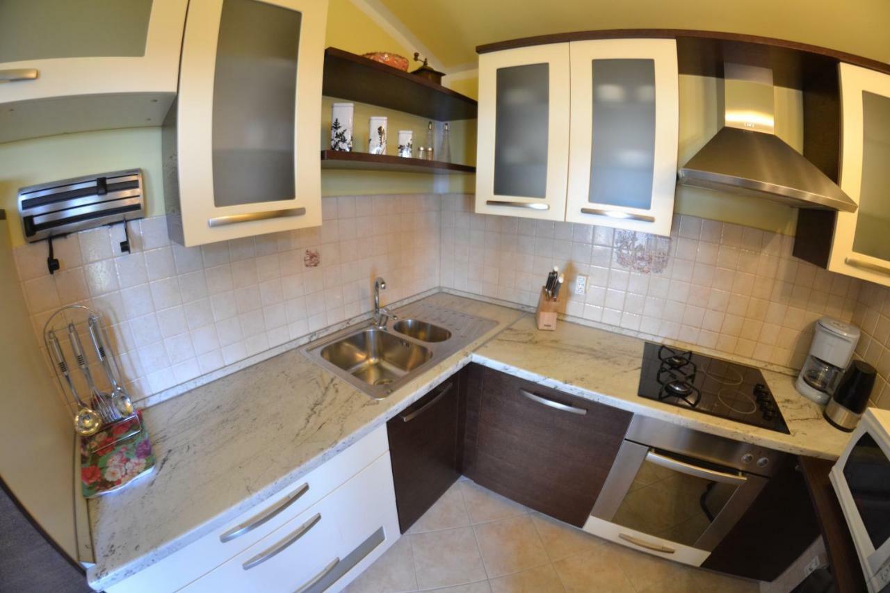 Apartman Jadranka Palit Buitenkant foto